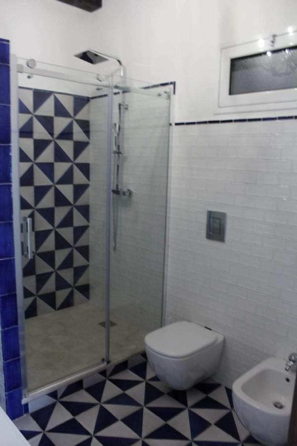 Palazzo Del Golfo Penthouse Apartment กัสเตลลัมมาเร เดล โกลโฟ ภายนอก รูปภาพ